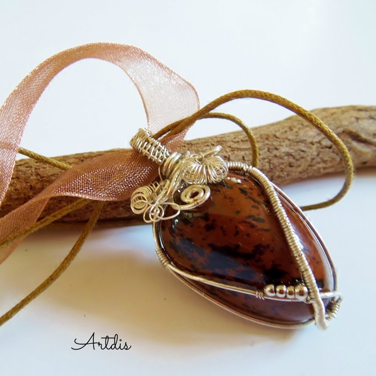 Obsidián mahagonový 