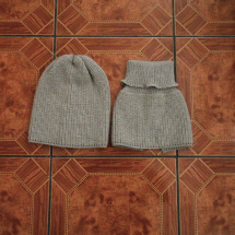 Souprava čepice a nákrčníku