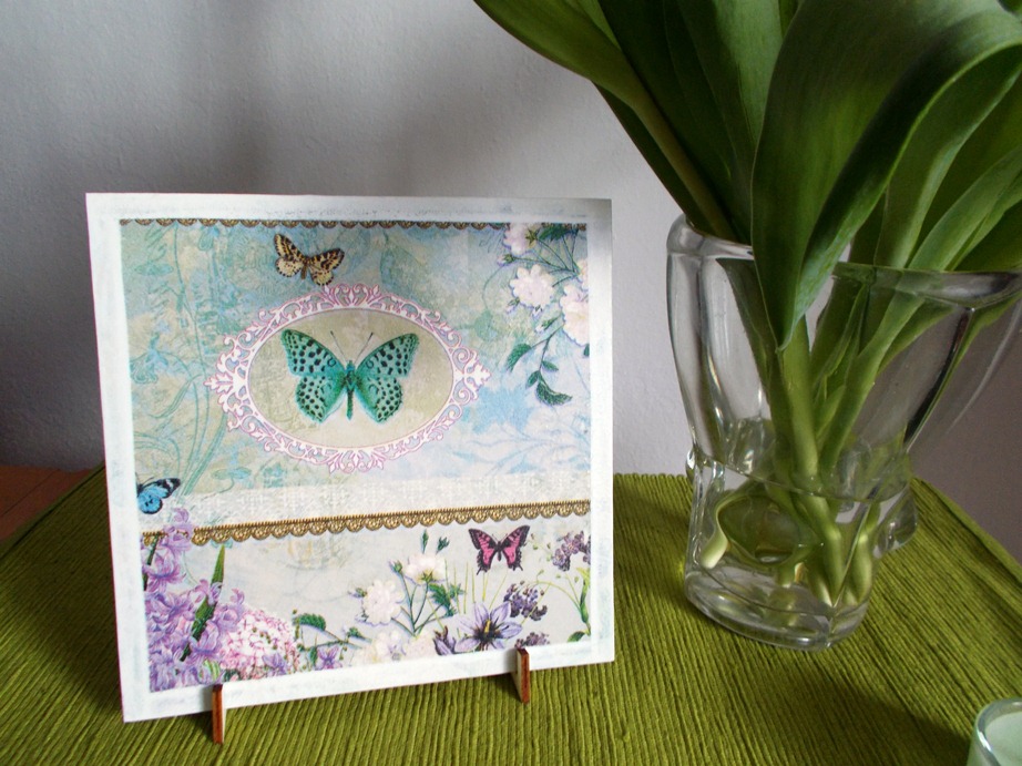 Modrásek ve vintage stylu