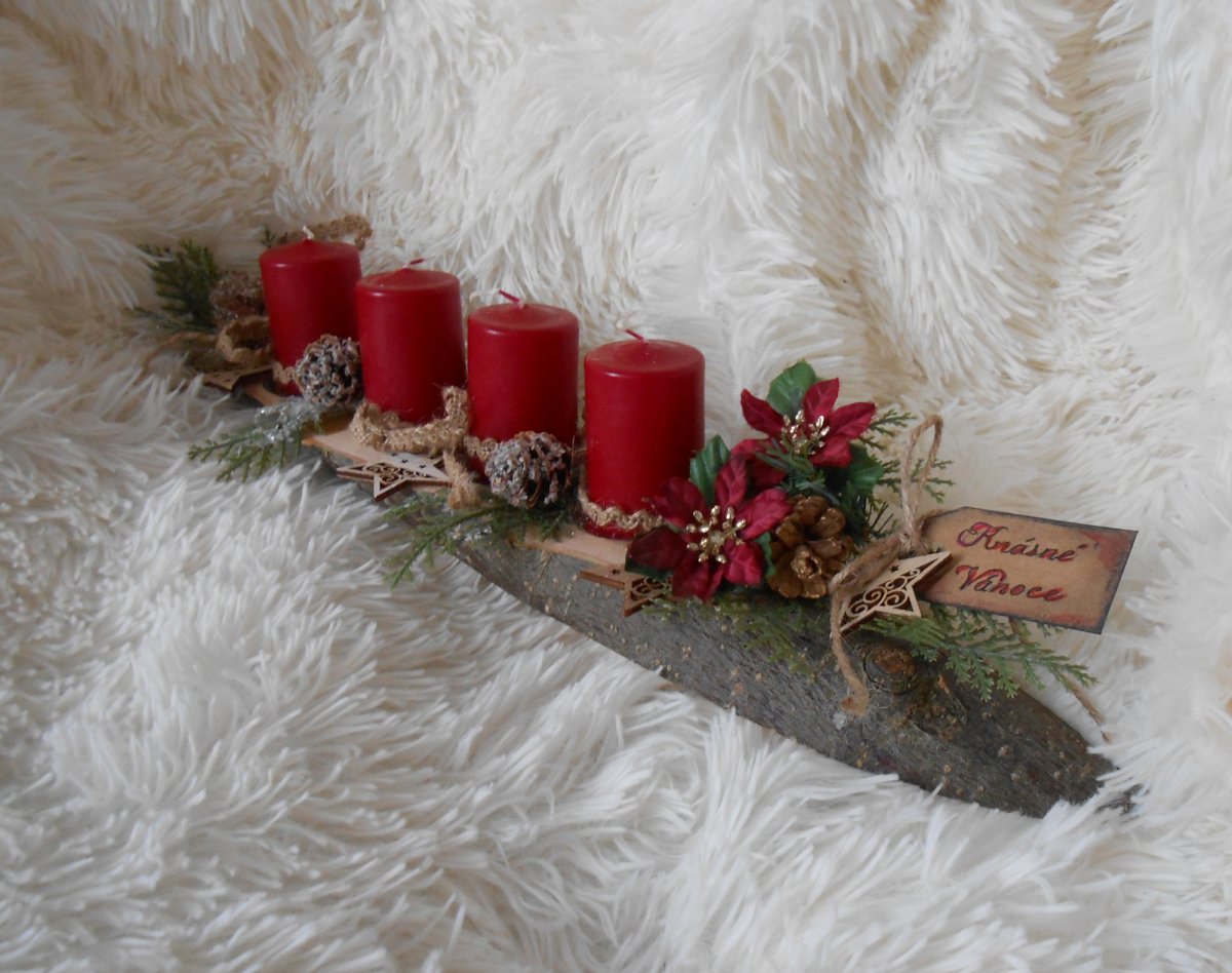 Adventní svícen - červené ladění