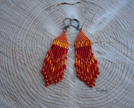 Náušnice šité indiánské oranžové s červenou