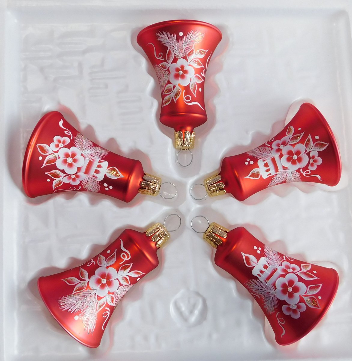 Vánoční ozdoby, baňky, kouličky, zvoneček