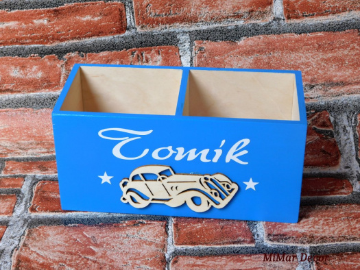 Dřevěný pastelkovník na přání AUTO