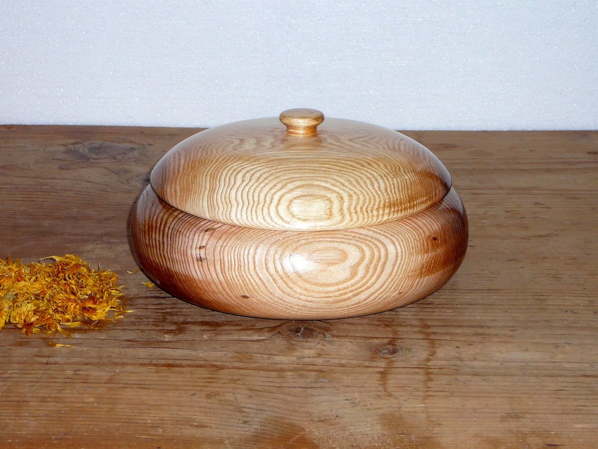 Dřevěná dóza 16 - jasan