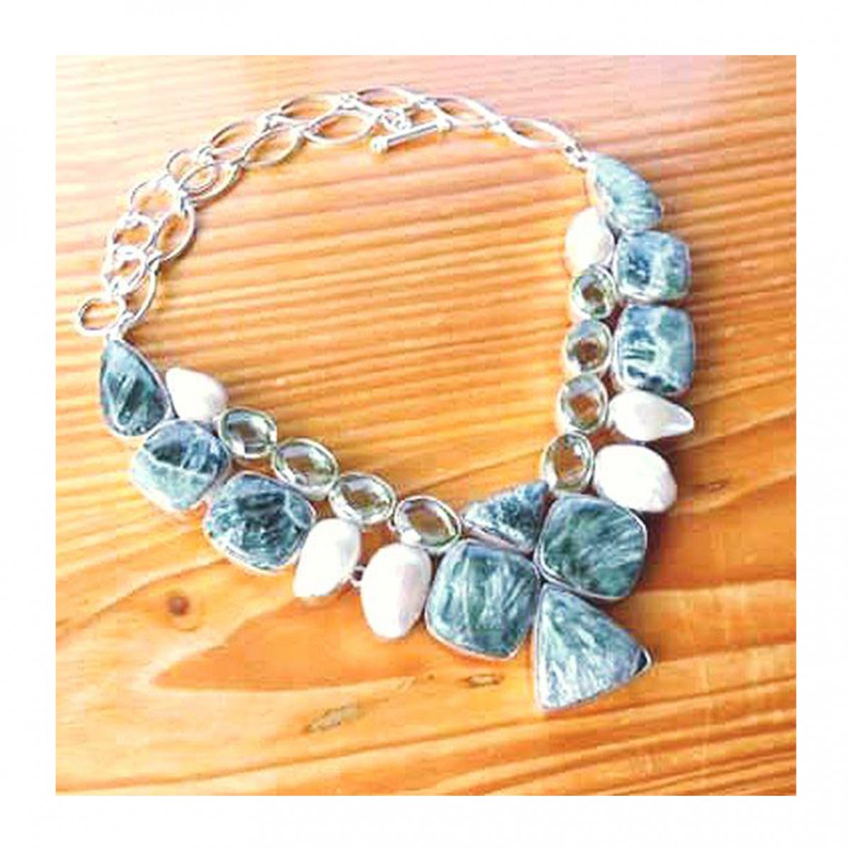 Luxusní Náhrdelník Serafinit - F0009