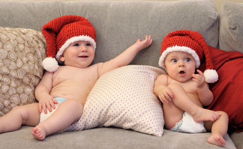 HÁČKOVANÁ ČEPIČKA - "VÁNOČNÍ SKŘÍTEK"