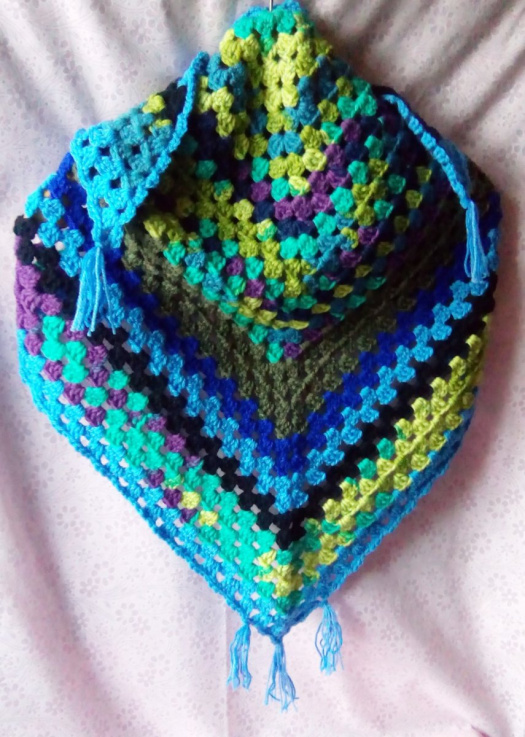 HÁČKOVANÝ ŠÁTEK / MELÍR MULTICOLOR
