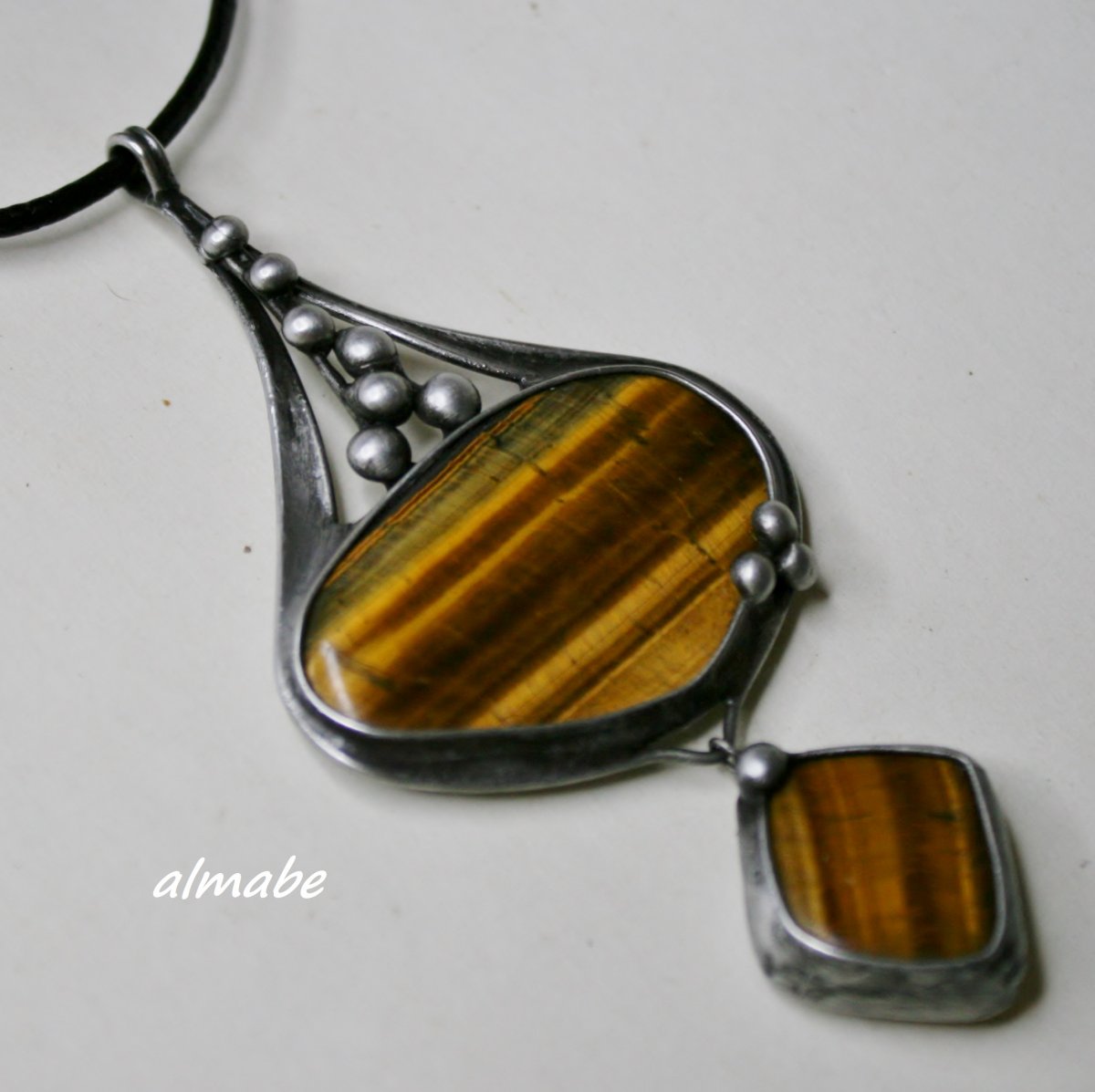 Síla tygra (tygří oko) 