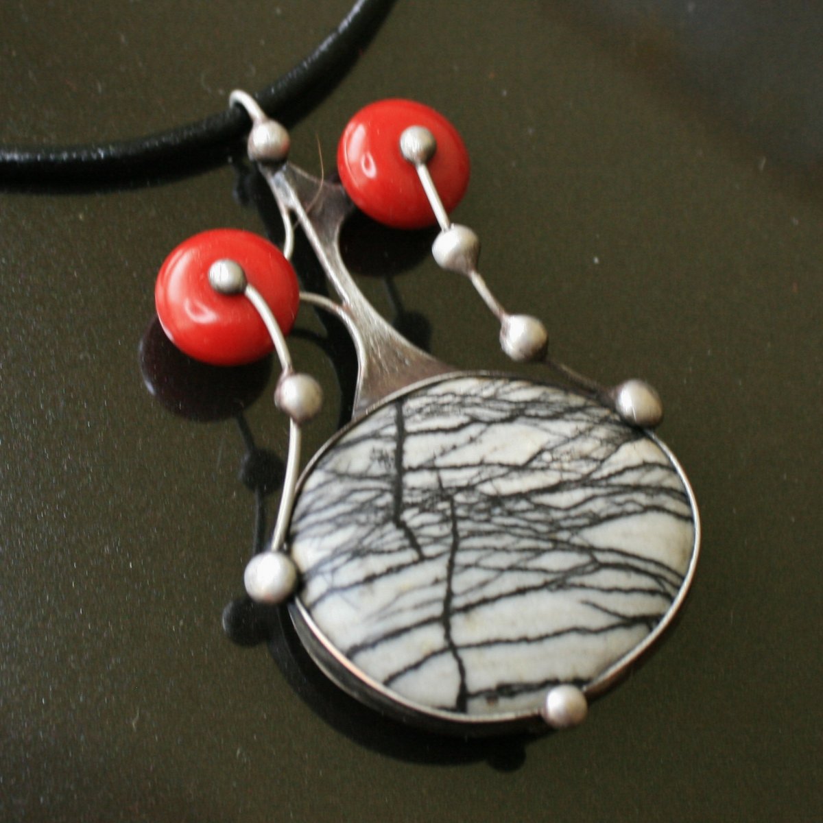 Čekám na signál ... jaspis picasso  