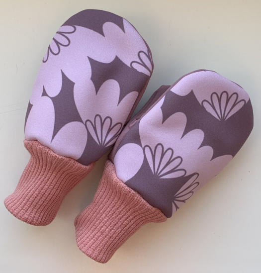 Softshellové rukavice - růžové květy