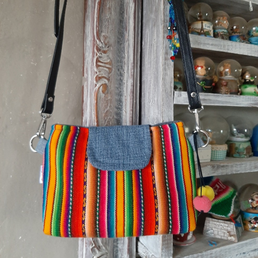 Mini kabelka - Peru