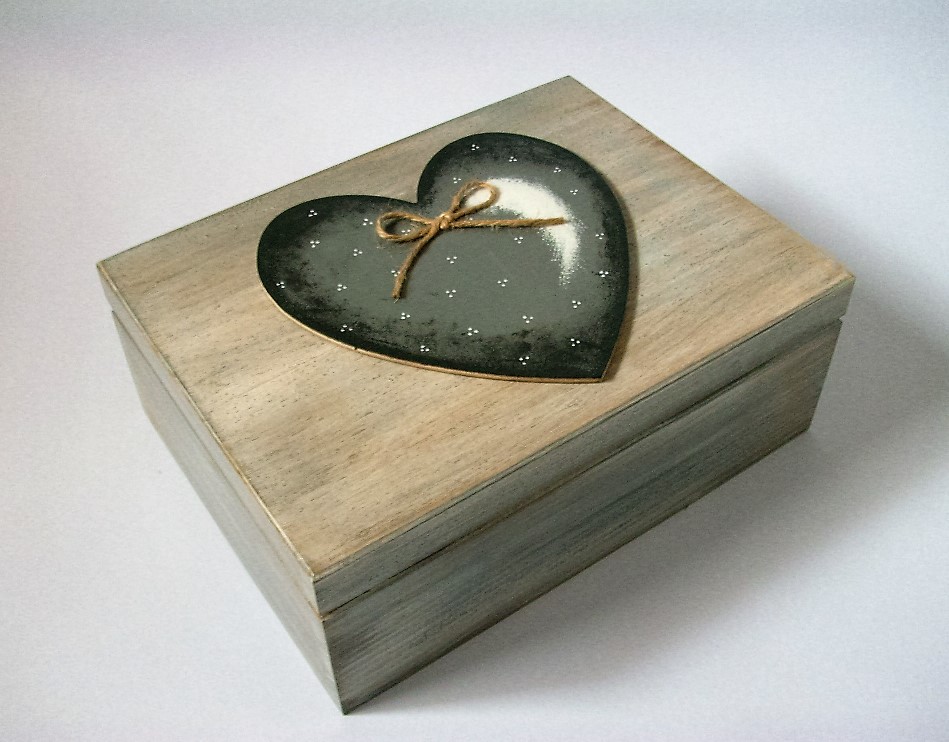 Dřevěná krabička na cokoli... no.684