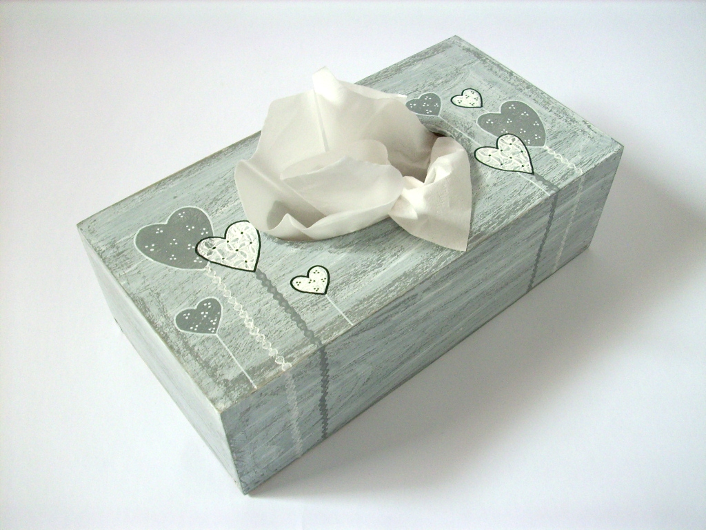 Dřevěná krabička na papírové kapesníčky...no.581