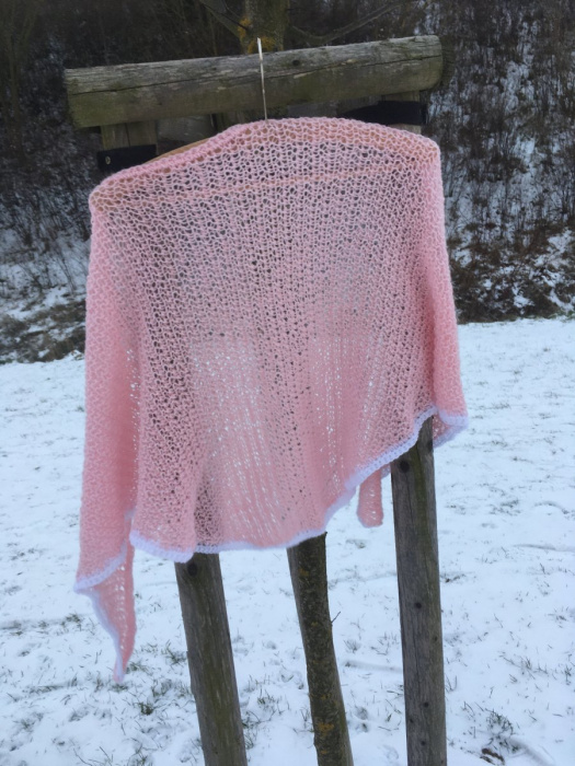 ROMANTICKÝ ŠÁTEK Z ANGORY