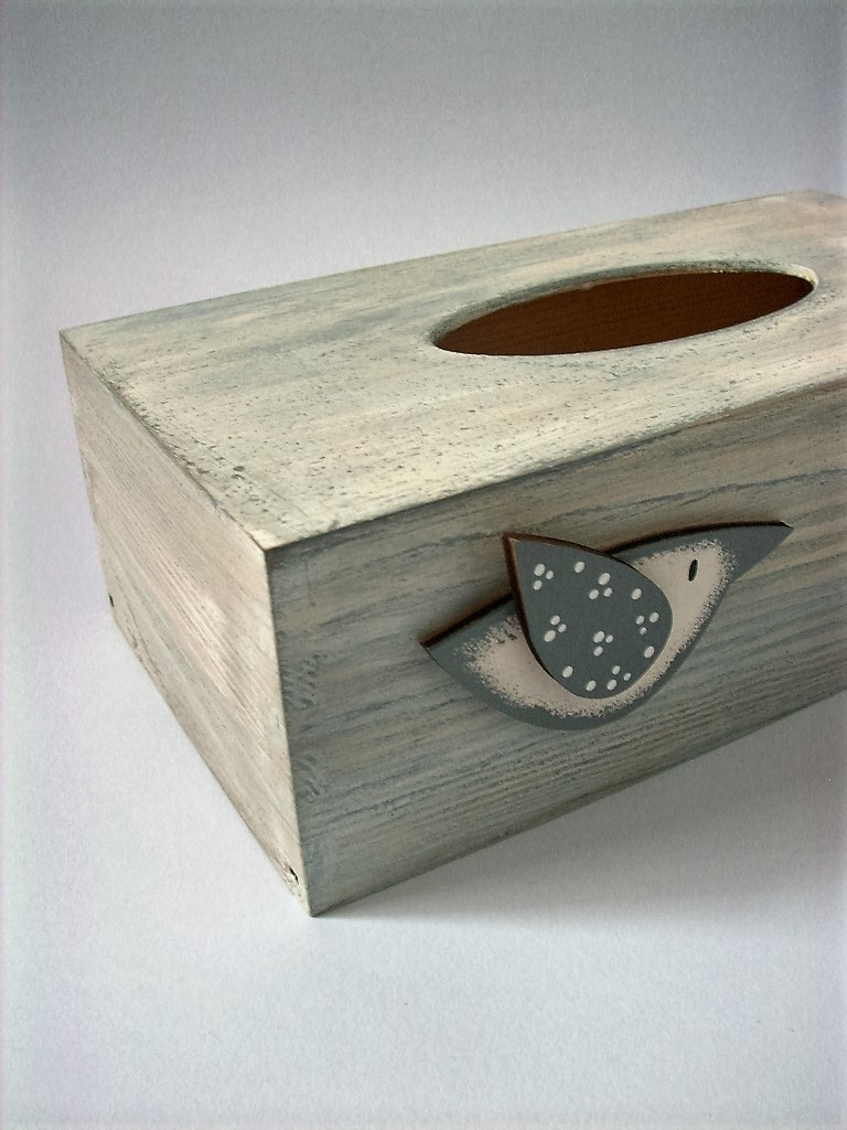 Dřevěná krabička na papírové kapesníčky...no.667