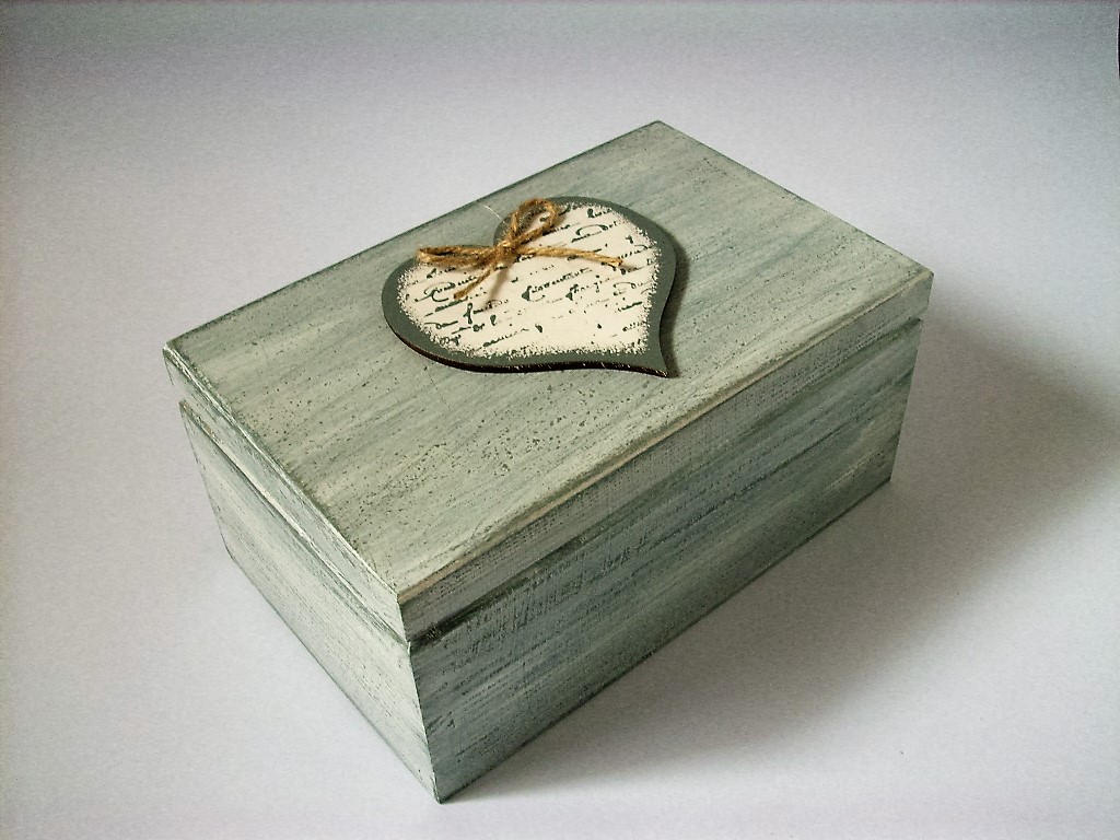 Dřevěná krabička na cokoli... no.680