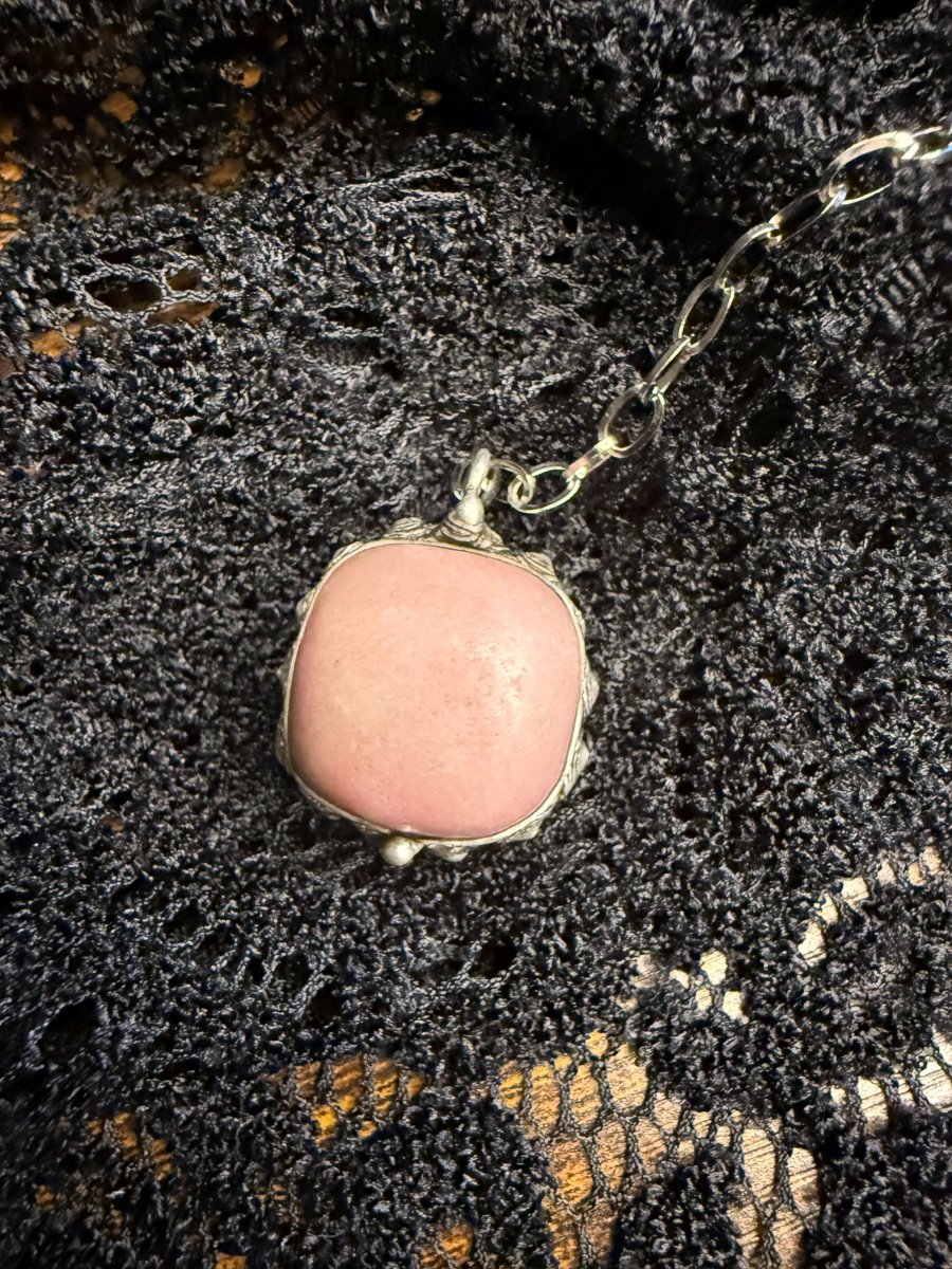 RŮŽOVÝ OPÁL náhrdelník