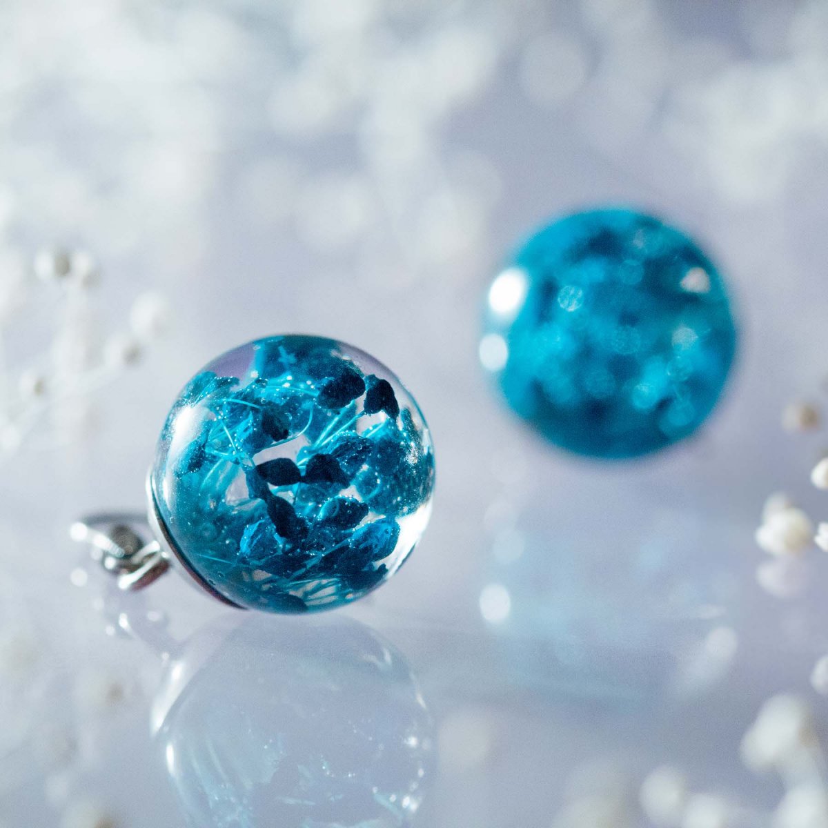 Tyrkysové náušnice s pravými kvítky