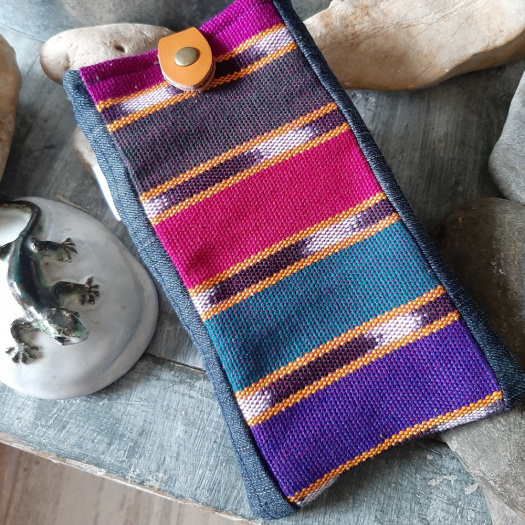 Pouzdro na mobil Guatemala 