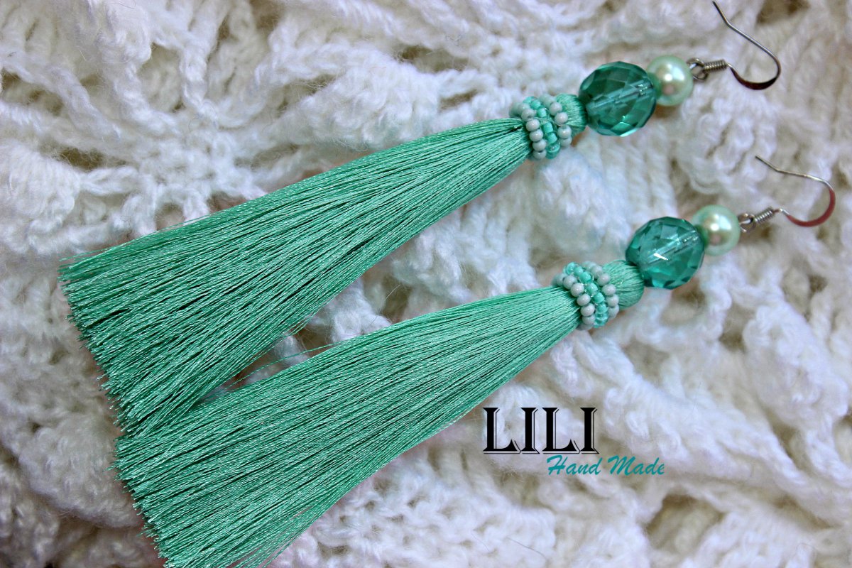 Náušnice dlouhé střapce