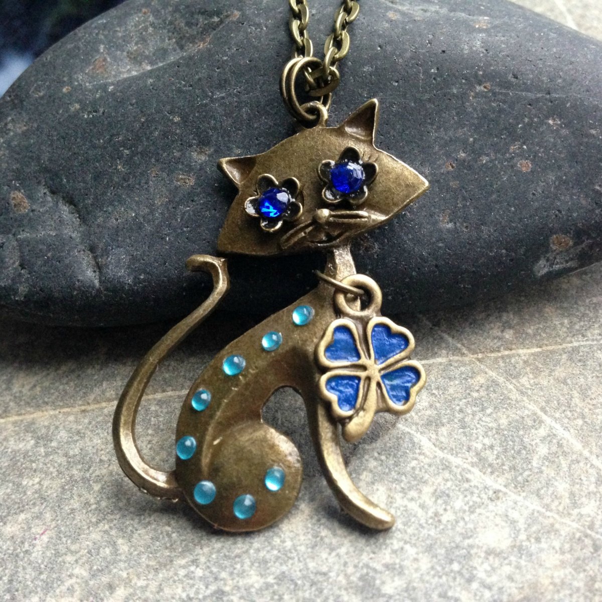 Modrooká kočka II.