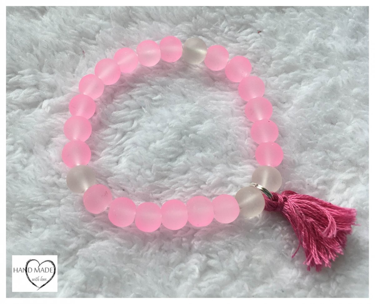 Náramek se střapečkem 