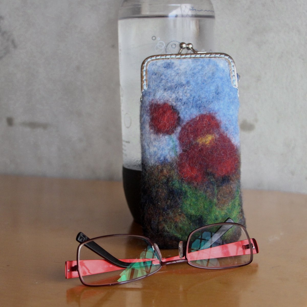 Vlčí máky - pouzdro na mobil, brýle......