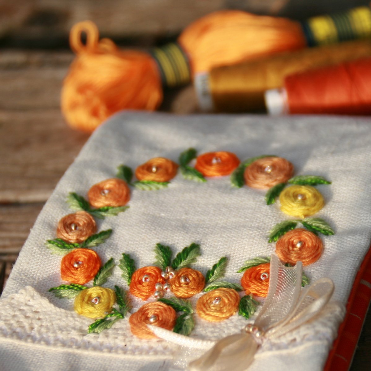 Jehelníček v oranžové...