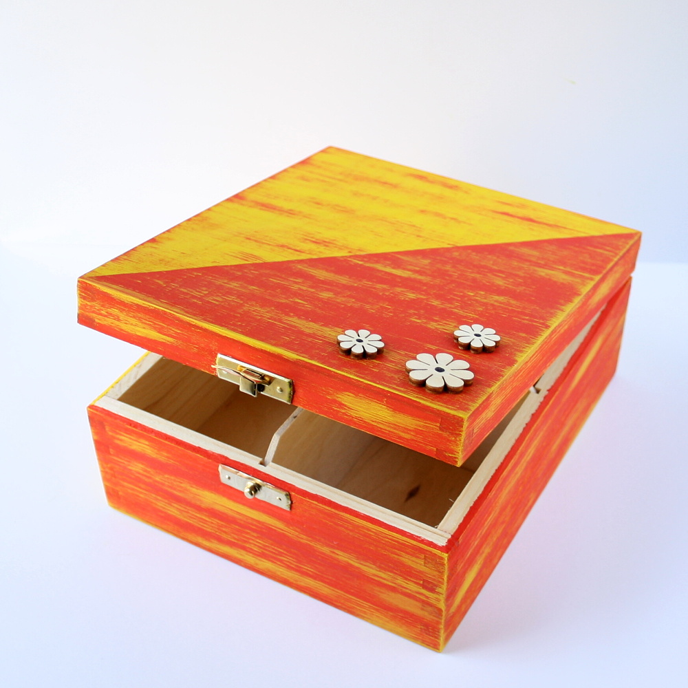 Krabička s kytičkami - 4 přihrádky