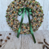 Vánoční věnec se zelenou mašlí 