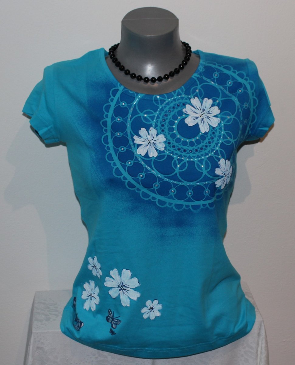 Modré mandaly a kytičky