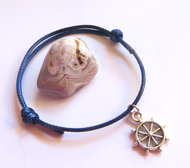 Náramek šňůrkový s kormidelním kolem   (NR1808)