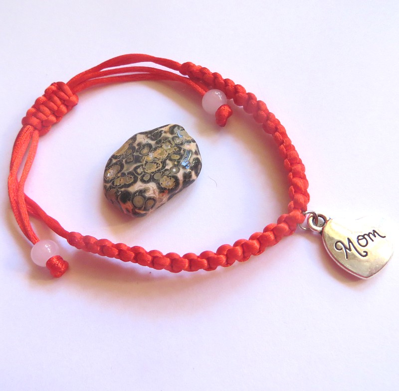 Náramek drhaný se srdíčkem pro maminku   (NR1834)