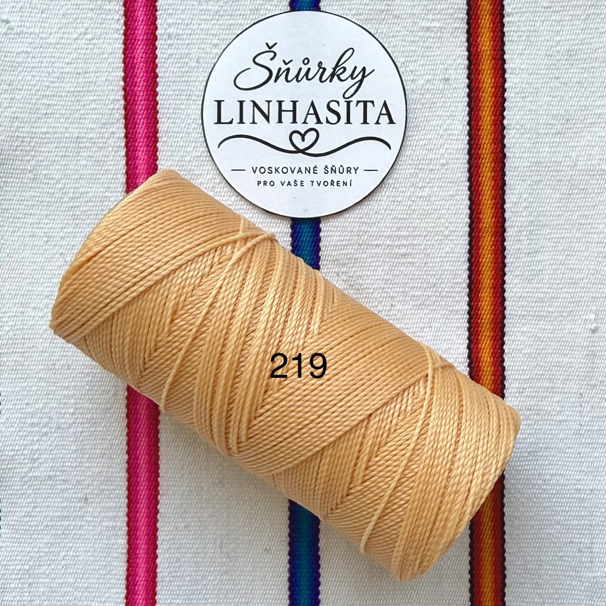 Linhasita 1 mm 219 celá cívka (jemně meruňková)