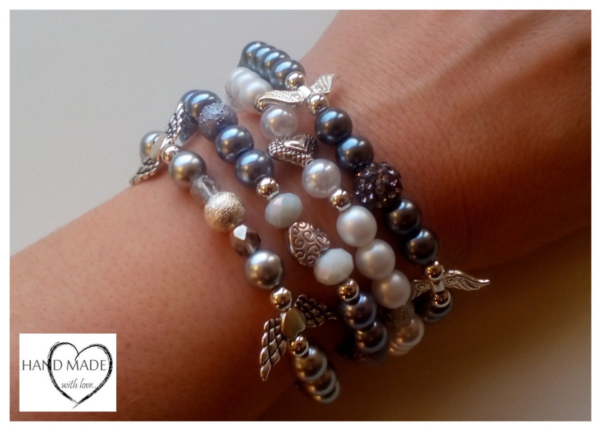 Perličkové náramky, náramky se jménem atd.. 