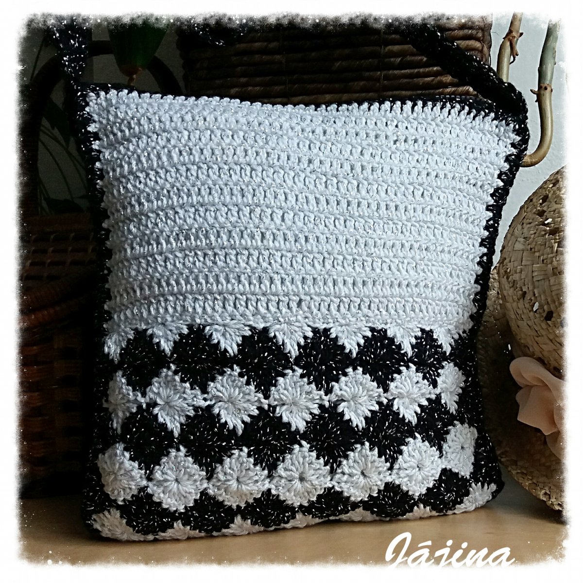 Černobílé kosočtverce