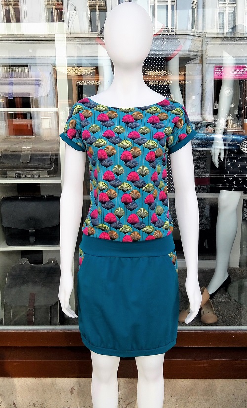 VÝPRODEJ - ŠATY VĚJÍŘKY (S) POSLEDNÍ KUS!