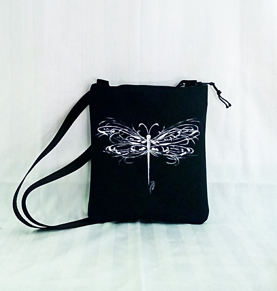 malá crossbody -stříbrná vážka