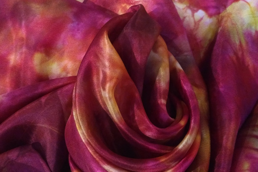 Hedvábná šála maxi vínovožlutá 90x180