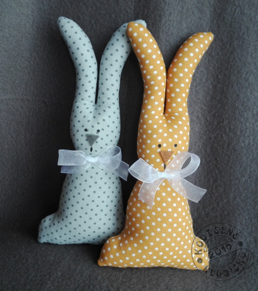 Zajíček menší - 19 cm /2 barvy