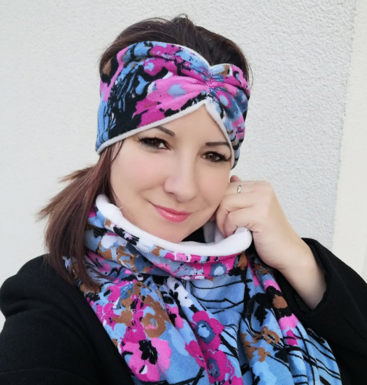 čelenka  květy s bílou řasená 
