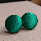 Lesklé tmavě zelené – buttonkové náušnice