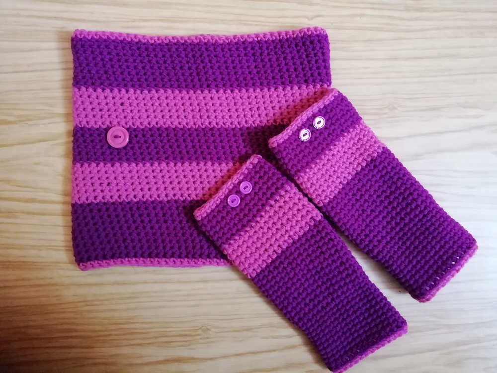 Háčkovaný nákrčník + návleky na ruce 