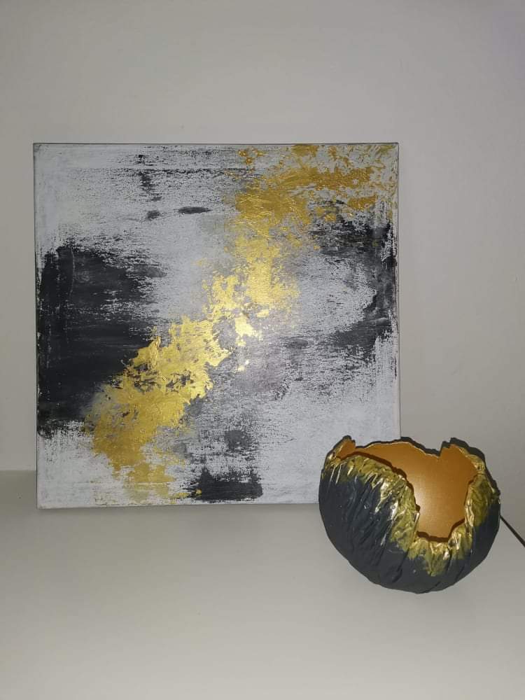 Zlatý energický obraz, abstrakce, záře