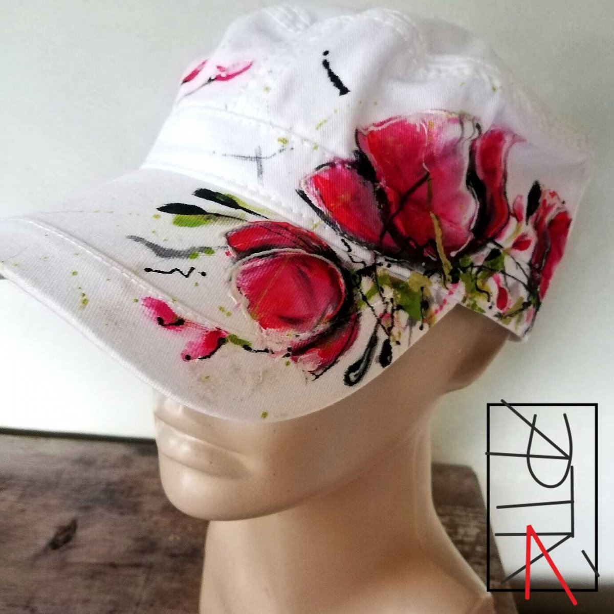 Military čepice "květy", bílá