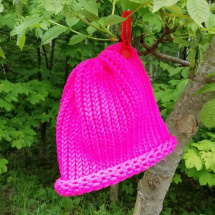 Pletená čepice skladem neonově růžová 