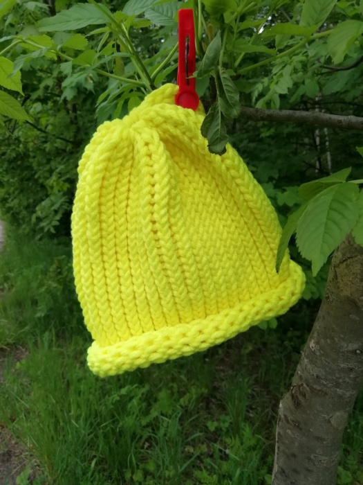 Pletená čepice - neonově žlutá 