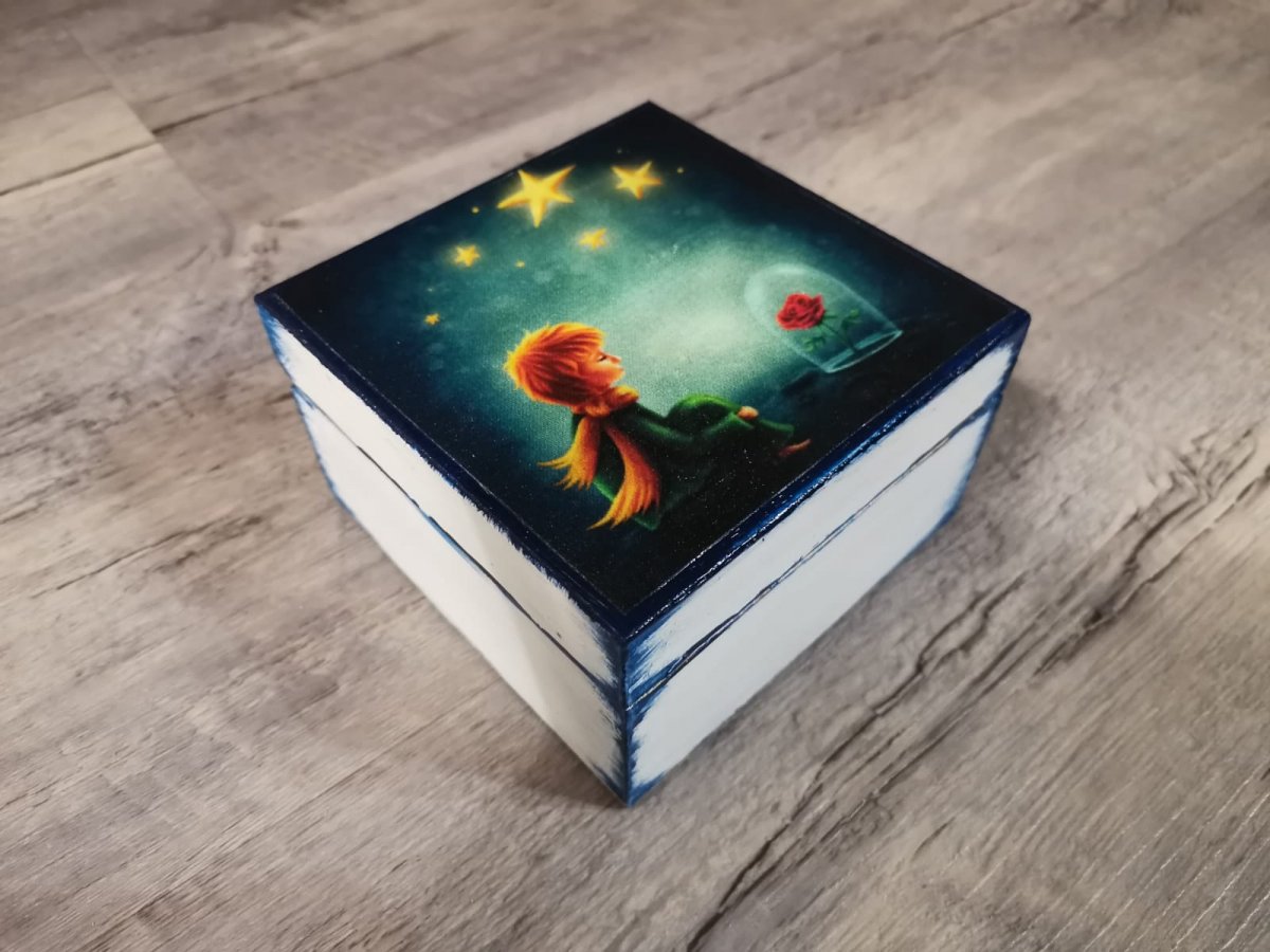 Dřevěná krabička, šperkovnice, malý princ 