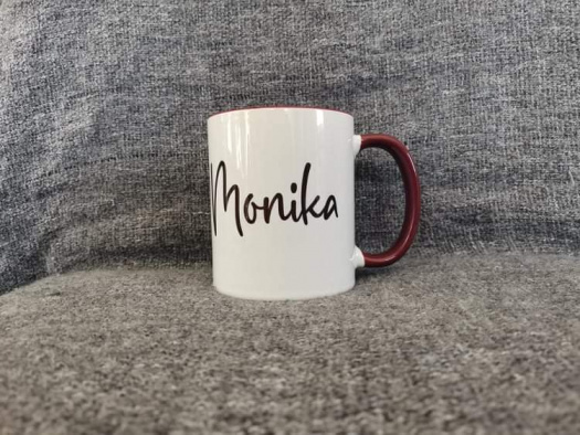 Keramický hrnek se jménem, Monika