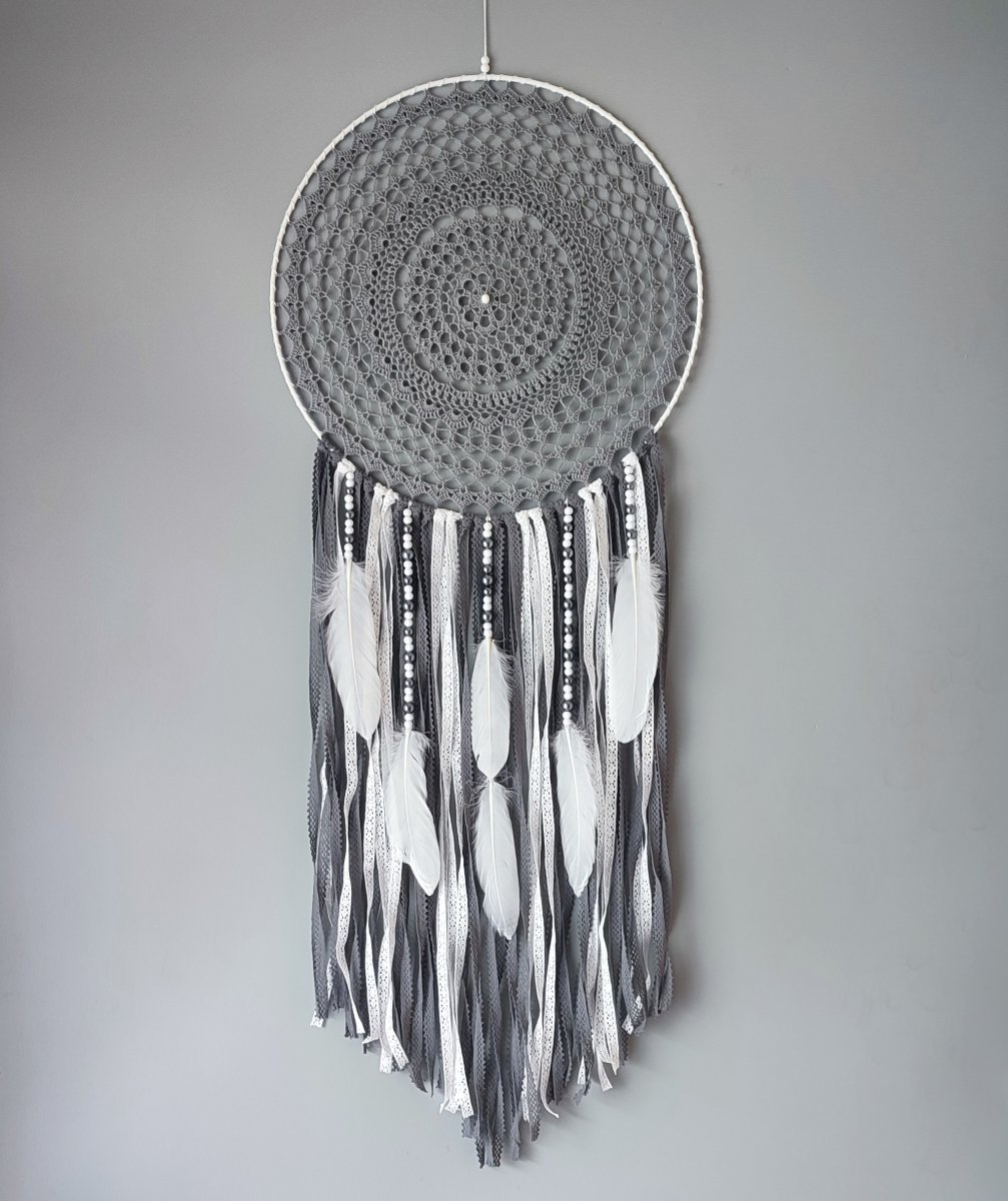 Lapač zlých snů Šedá holubice 40 x 105 cm